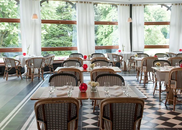 Royal Hotel