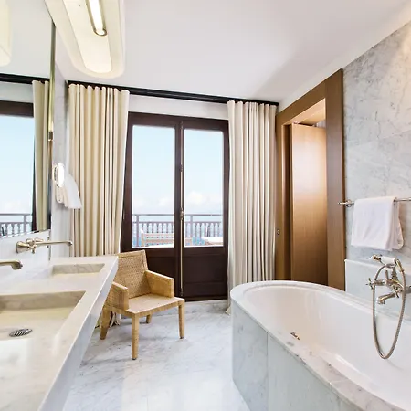 Royal Otel Évian-les-Bains